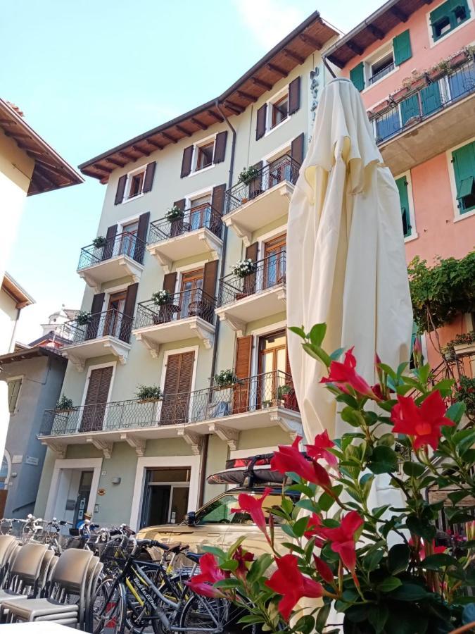 Casa Nataly Panzió Torbole Sul Garda Kültér fotó