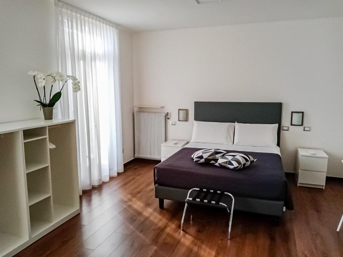 Casa Nataly Panzió Torbole Sul Garda Kültér fotó