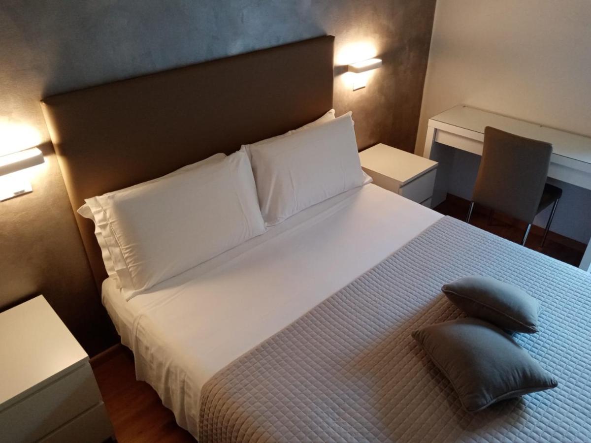 Casa Nataly Panzió Torbole Sul Garda Kültér fotó
