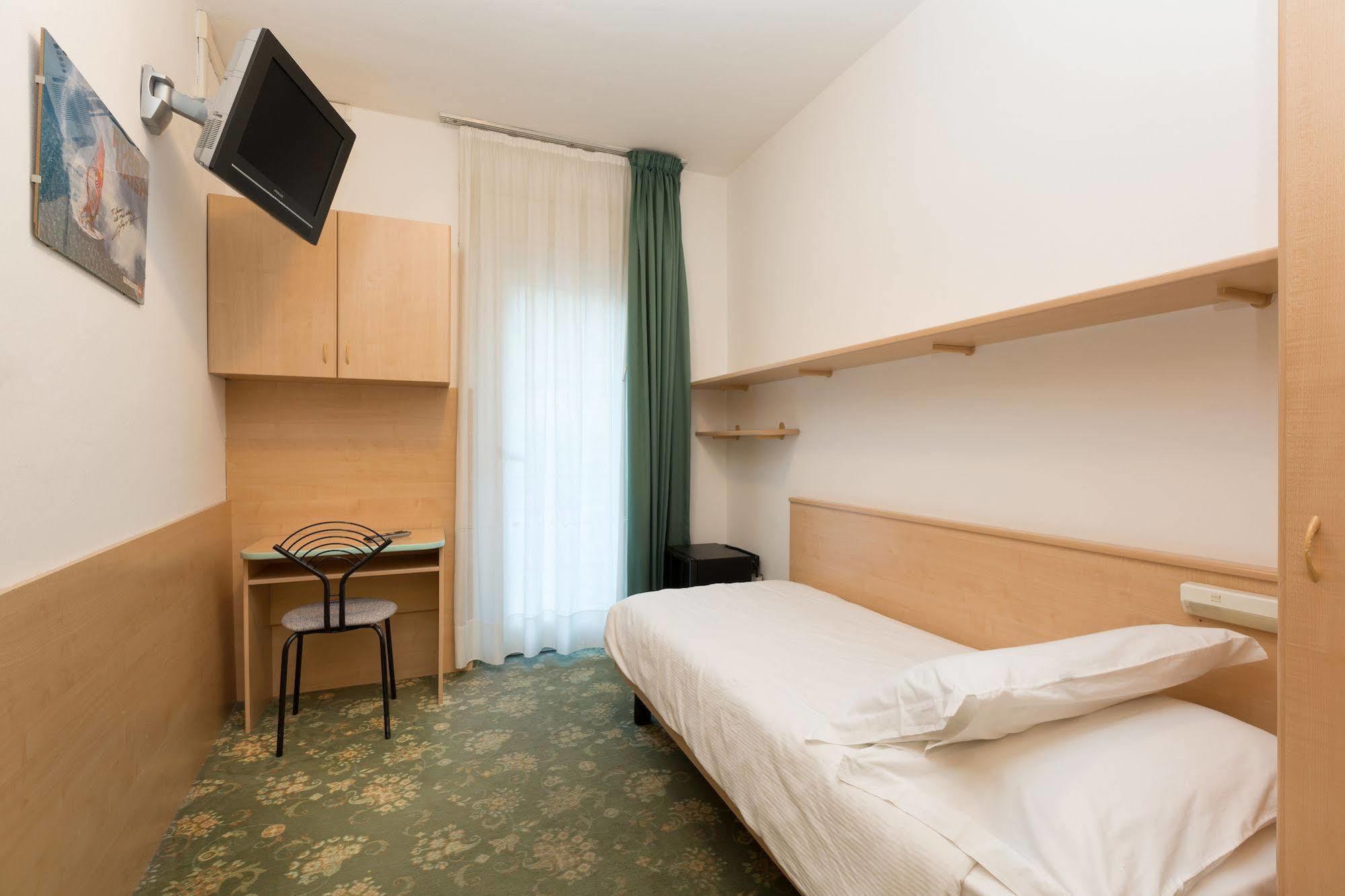 Casa Nataly Panzió Torbole Sul Garda Kültér fotó