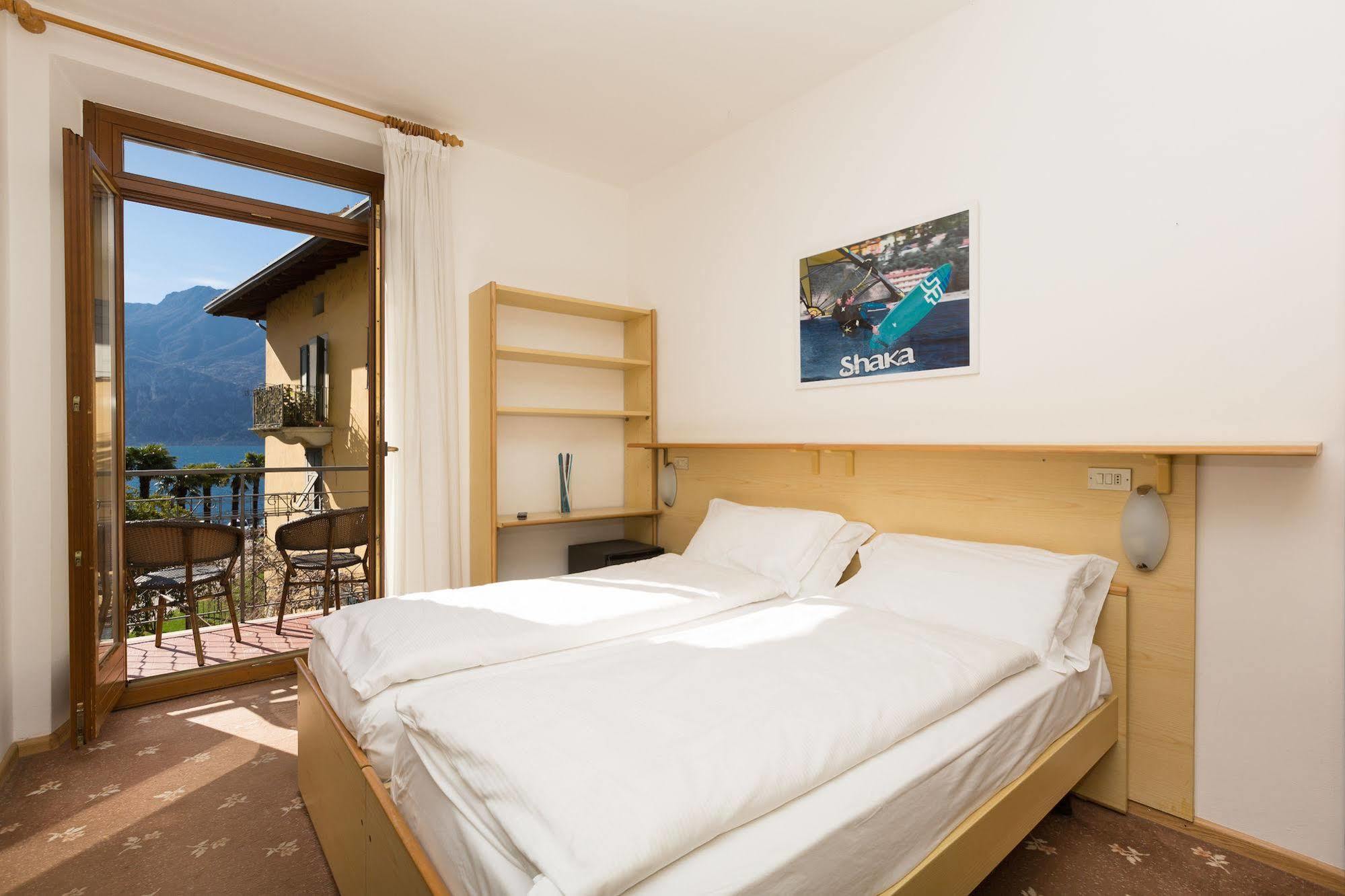 Casa Nataly Panzió Torbole Sul Garda Kültér fotó